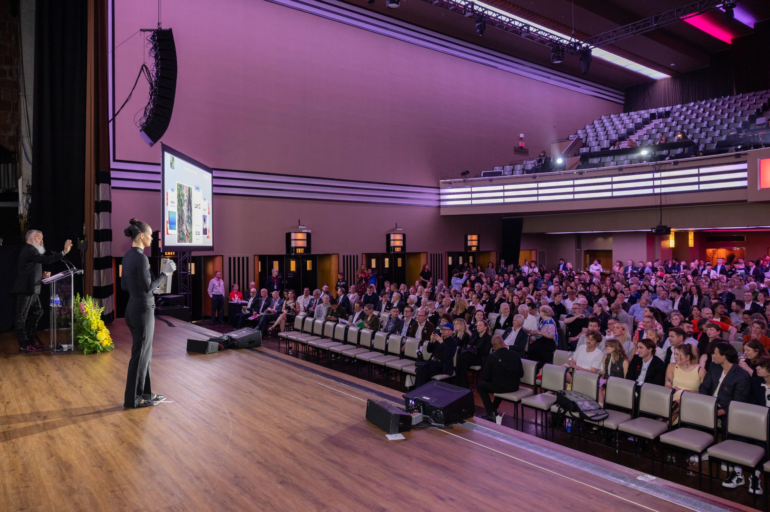 Art With Heart 2025-343